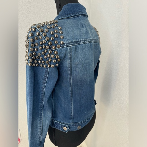 BLUE REVIVAL DENIM BLUE JACKET SO BEAUTIFUL AND PERFECT FOR ANY OCASIÓN. - Picture 7 of 11
